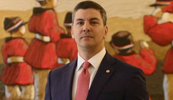 Peña valora suba en calificación de riesgo de Paraguay y espera más inversiones