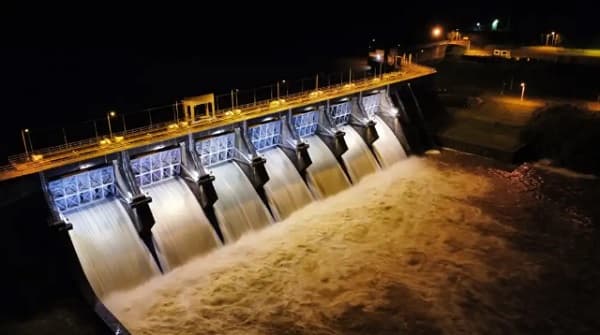 La ANDE establece récords de consumo eléctrico en noviembre debido al calor extremo