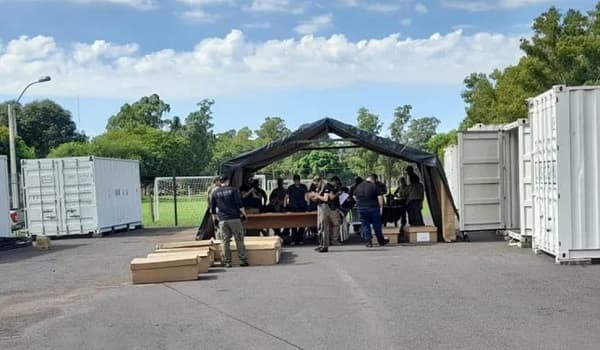 Operativo Dakovo: Apertura de contenedores de Internacional Auto Supply