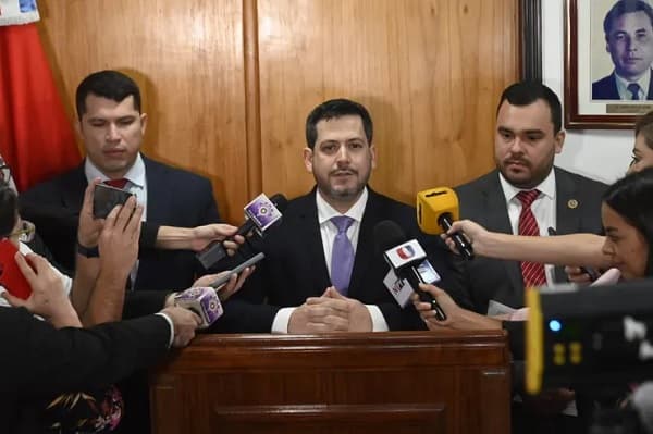 Cámara de Diputados: anuncian concurso de méritos y niegan nepotismo