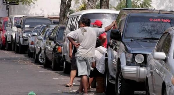 Parxin arranca simulacro de estacionamiento tarifado con 100 cuidacoches