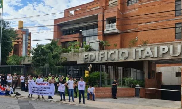 Itaipú se niega a conciliar con exempleados, revela abogado