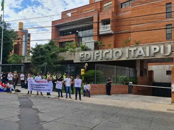 Itaipú: Ausencia de pruebas en caso de 18 descontratados genera controversia