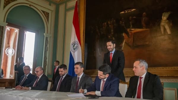 Retraso en ley anticorrupción: Poderes en conflicto