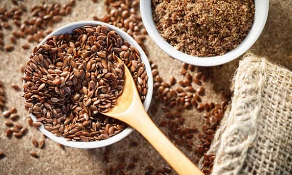 Semillas de lino: Aliadas contra el estreñimiento y más