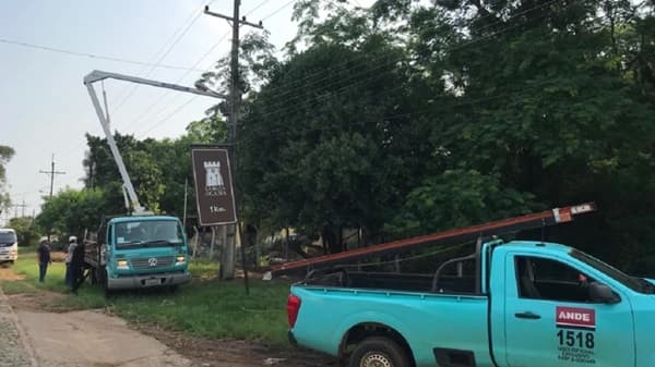 ANDE ejecuta cortes eléctricos a deudores de tres facturas