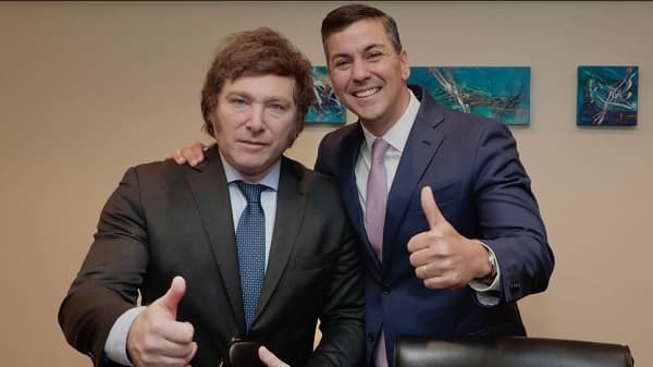 Milei sacude el Mercosur: Aumento del 63% en peajes de la hidrovía