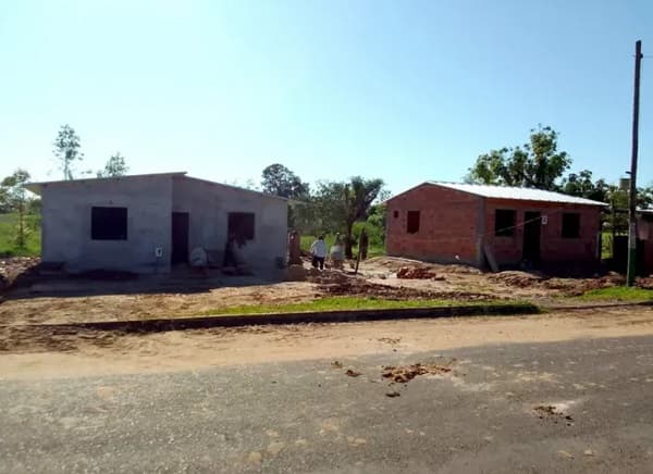 ¡Avanzan las obras en Guaicá! 17 familias tendrán nuevo hogar