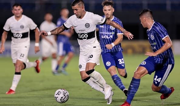 Olimpia y Sol de América igualan en el Apertura