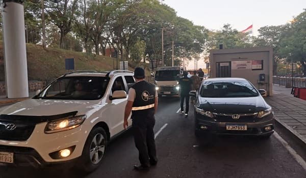 Migraciones exige solución a Brasil por demoras en Foz