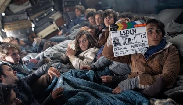 Bayona logra dobles nominaciones a los Óscar con “La sociedad de la nieve”