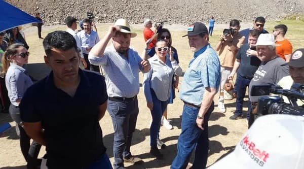 Muro en Remansito: legisladores investigan denuncia de usurpación