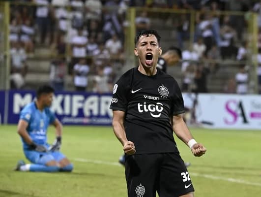 Arce mueve defensa, mediocampo y ataque en Olimpia para visitar a Ameliano
