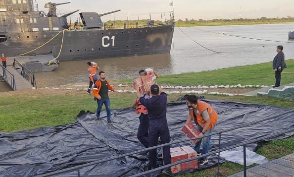 Asistencia navega hacia Bahía Negra tras prolongado aislamiento