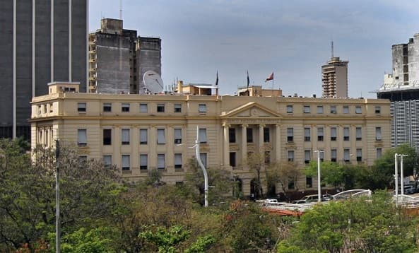 BNF podría reembolsar a familias despojadas tras millonario desfalco