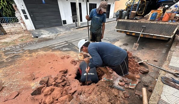 Essap reporta reparación de más de 1.000 caños en Asunción