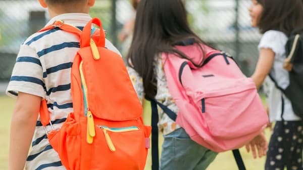 Campaña busca donar mochilas a niños de escasos recursos