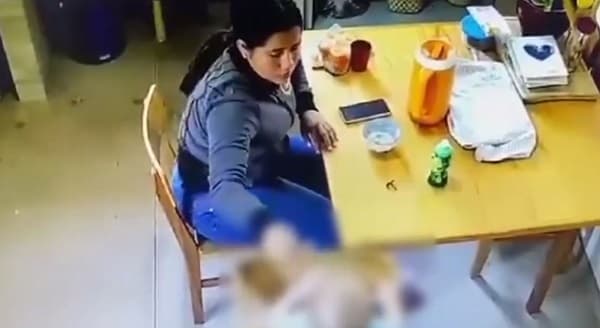 Niñera detenida en Loma Plata por maltratar a un bebé