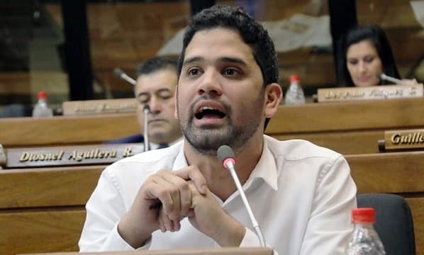 Diputado alega que ANR mantiene poder dando cargos por lealtad