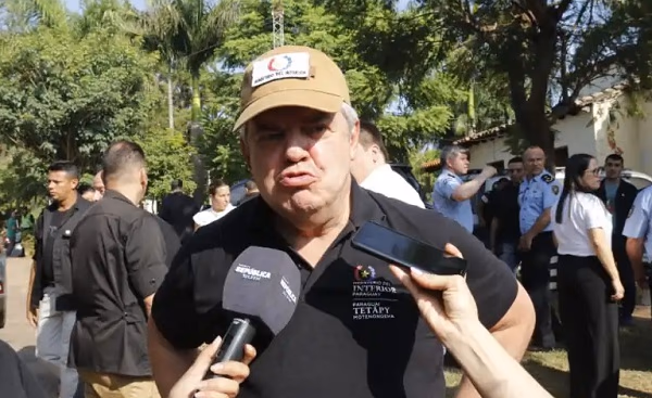 Jefe policial apartado tras denuncias por “industria de traslados”