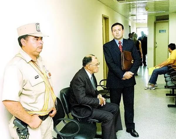 Convocan a protesta por juicio a torturador