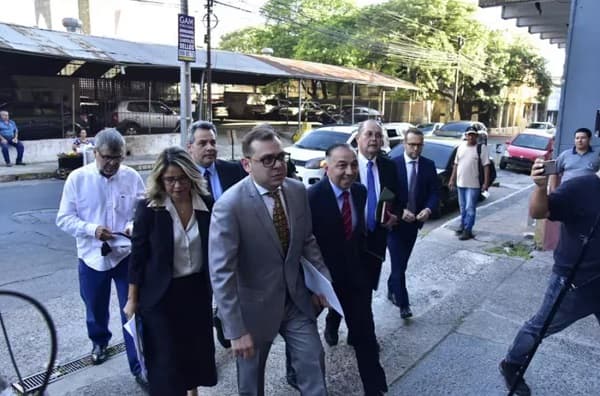 Denuncian coacción a funcionarios para declarar contra Marito y su gabinete