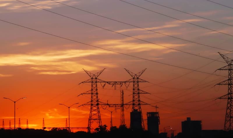 Sábado caluroso y tormentas eléctricas a partir del domingo