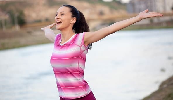 Tres hábitos revelados por docente de Harvard que mejoran el ánimo