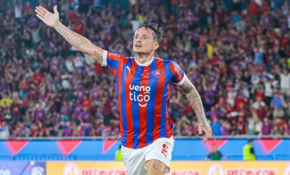 Edu conduce a Cerro Porteño a la victoria sobre Nacional