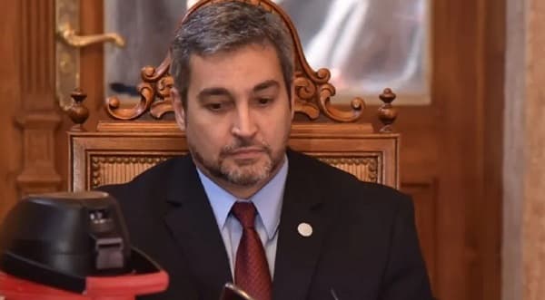 Senadores postergan definición sobre desafuero de Mario Abdo Benítez