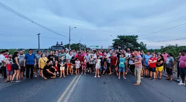 Protestas estallan por aumento en peaje de Puente Remanso