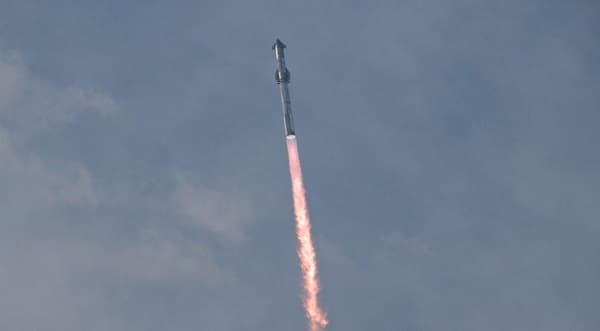 SpaceX lanza con éxito el cohete más potente jamás construido, el Starship