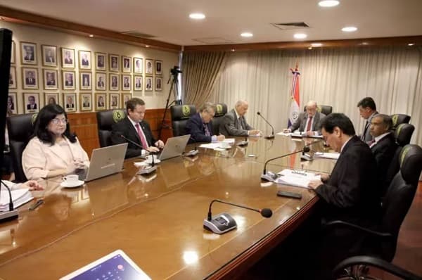 Sala Penal de la Corte analiza restitución de fueros a senadores