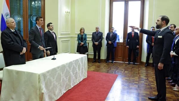 Rodrigo Nicora asume como ministro de Justicia y anuncia contratación de 890 guardiacárceles