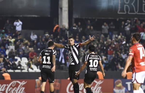 Libertad vence a Nacional y jugará la Copa Sudamericana