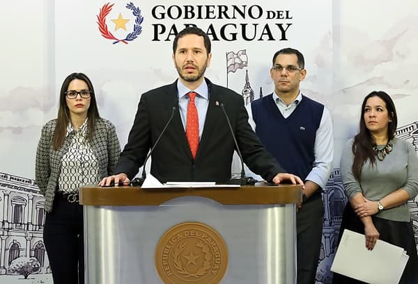 Nueva ley busca modernizar el Estado paraguayo tras 115 años