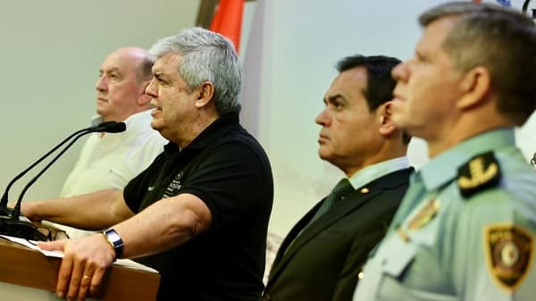 Riera admite infiltración narco en el Estado y arma presupuesto