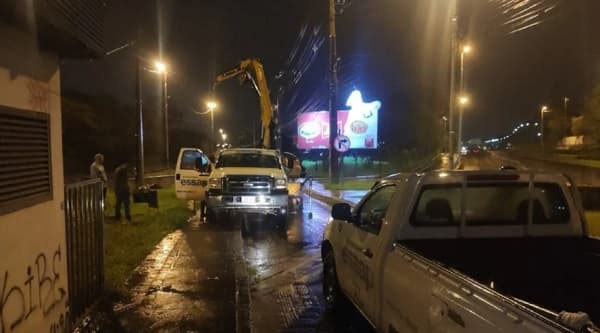 Robo de cables provoca inundación del túnel Itapúa en Asunción
