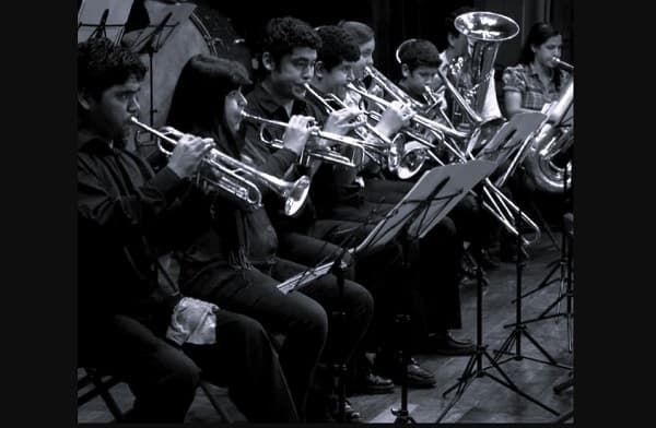 Docentes del Conamu rechazan transición al Isnamu y denuncian irregularidades