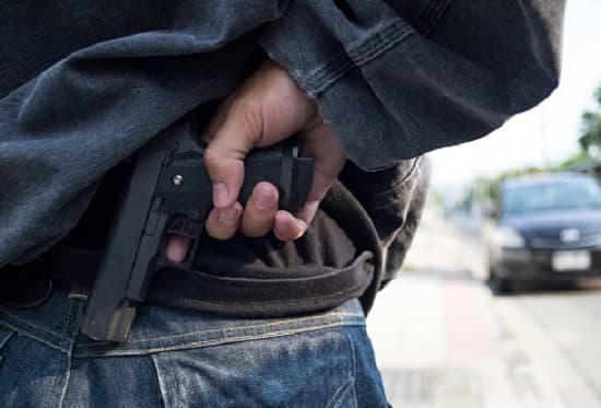 Asalto a bus con paraguayos conmociona en ruta brasileña