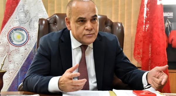 Bachi Núñez califica de “fraude” los concursos del Senado y justifica desvinculaciones de funcionarios