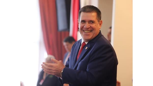 Cartes impulsa unificación del Partido Colorado antes de comicios