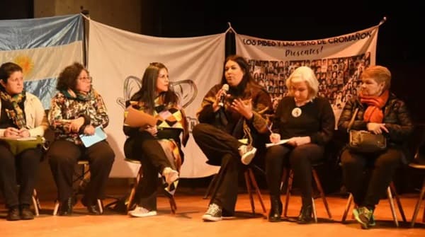 Víctimas de Cromañón e Ycuá Bolaños unen fuerzas por la memoria