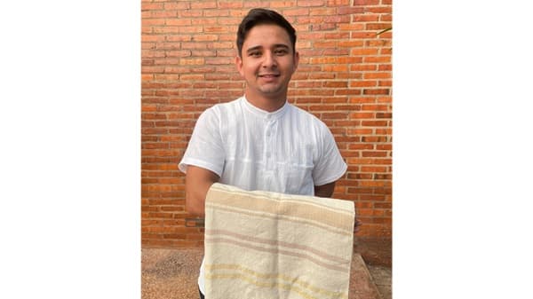 Artesanos paraguayos se destacan en Premio Iberoamericano de Textiles y Cestería