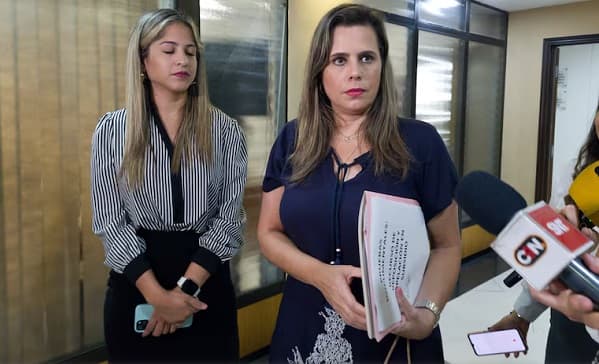 Fiscalía pide desestimar denuncia contra asesores de Kattya González