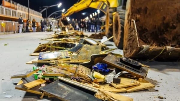 Municipalidad de Encarnación destruye casi 100 máquinas tragamonedas