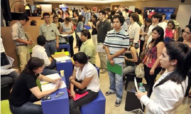 Feria universitaria abre puertas a estudiantes del país en EE.UU.