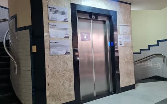 Congreso adjudicó ascensores por G. 3.300 millones a una firma con inhabilitaciones