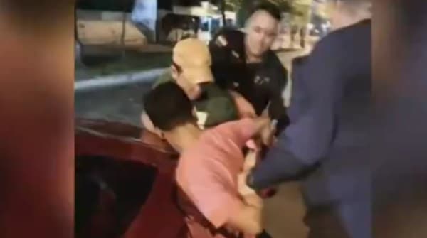 Conductor de Bolt frustra asalto y atrapa a delincuentes