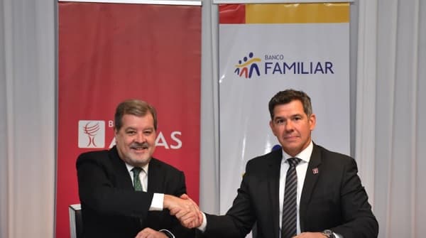 Fusión bancaria histórica: Atlas y Familiar unen fuerzas